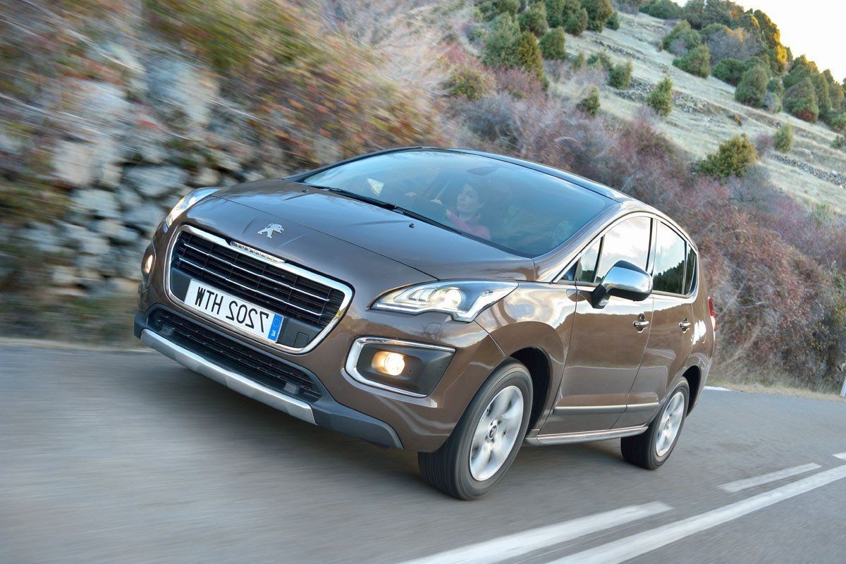 Peugeot 3008 hybrid4, prueba exterior y también interior